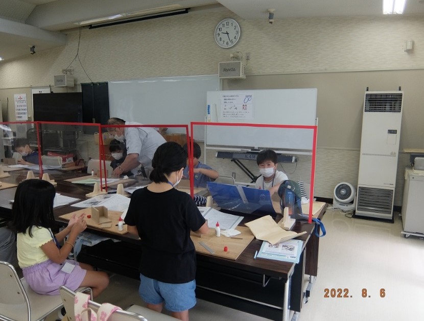 ペン立ての制作